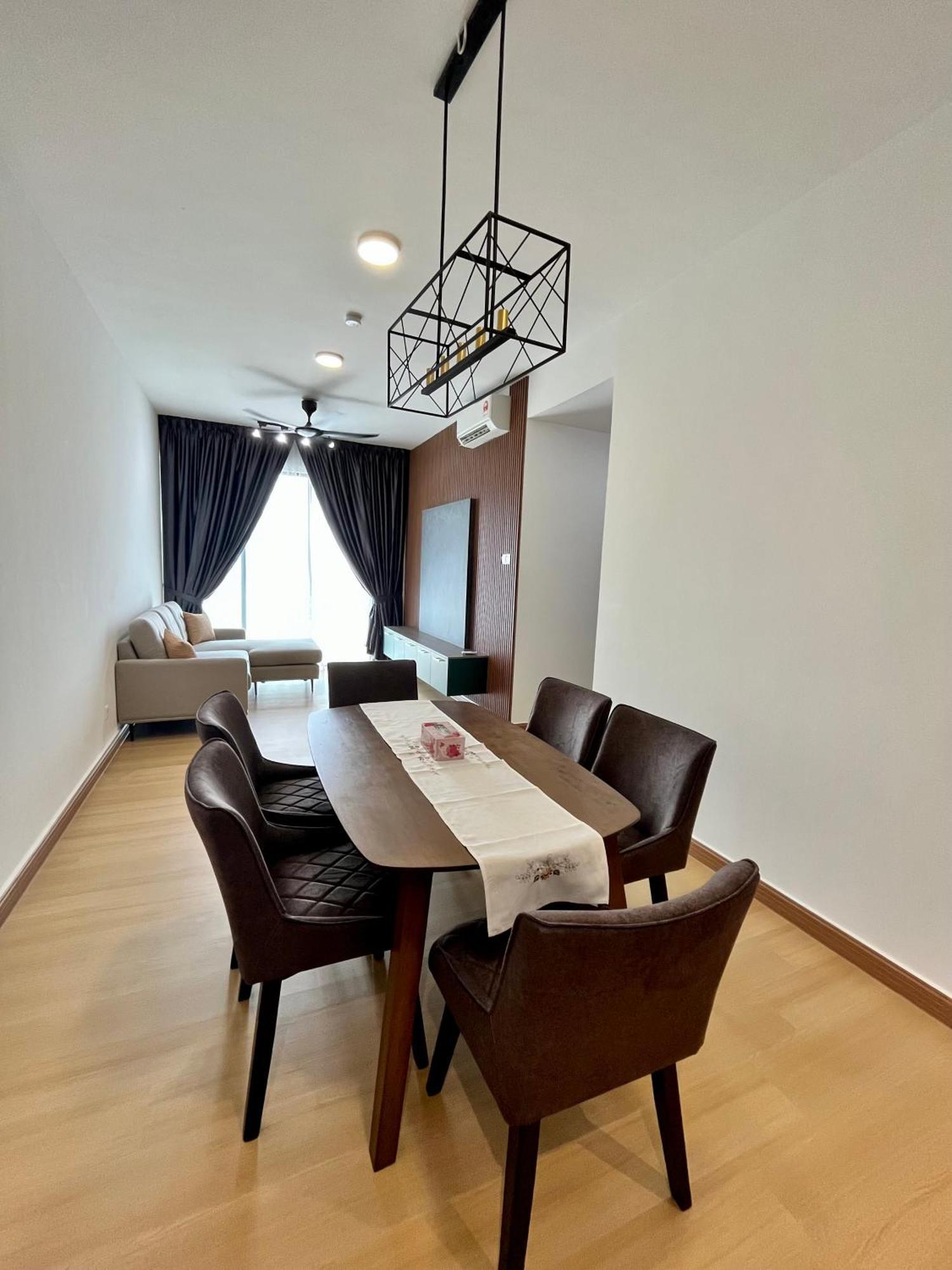 Kamila Homestay Kl-formuslimsonly *