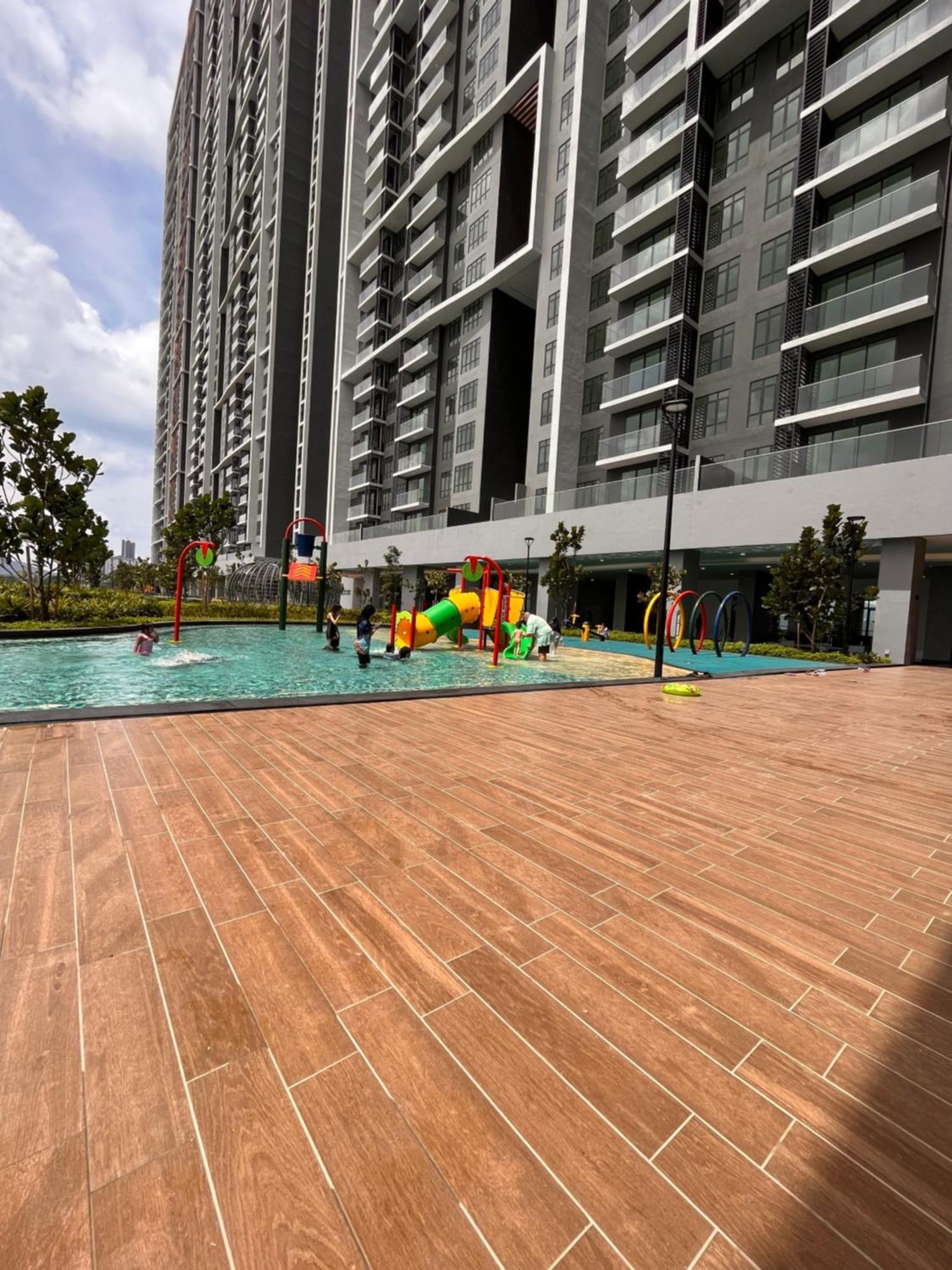 Kamila Homestay Kl-formuslimsonly